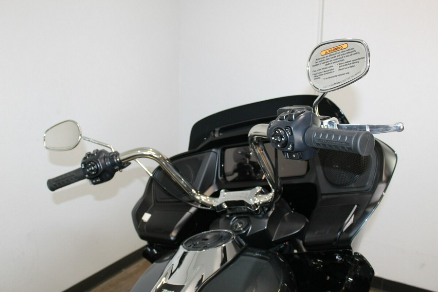 2025 Harley-Davidson® Road Glide® Iron Horse Metallic