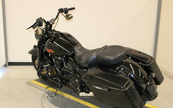Used 2020 Harley-Davidson Electra Glide Standard Grand American Touring FLHT Motorcycle For Sale In Miami, Florida