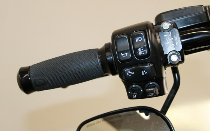 Used 2020 Harley-Davidson Electra Glide Standard Grand American Touring FLHT Motorcycle For Sale In Miami, Florida