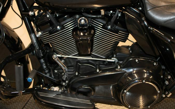 Used 2020 Harley-Davidson Electra Glide Standard Grand American Touring FLHT Motorcycle For Sale In Miami, Florida