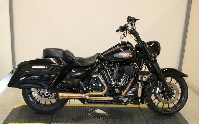 Used 2020 Harley-Davidson Electra Glide Standard Grand American Touring FLHT Motorcycle For Sale In Miami, Florida
