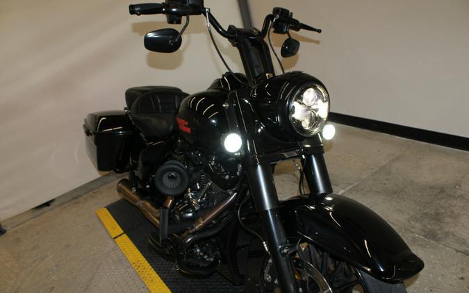 Used 2020 Harley-Davidson Electra Glide Standard Grand American Touring FLHT Motorcycle For Sale In Miami, Florida