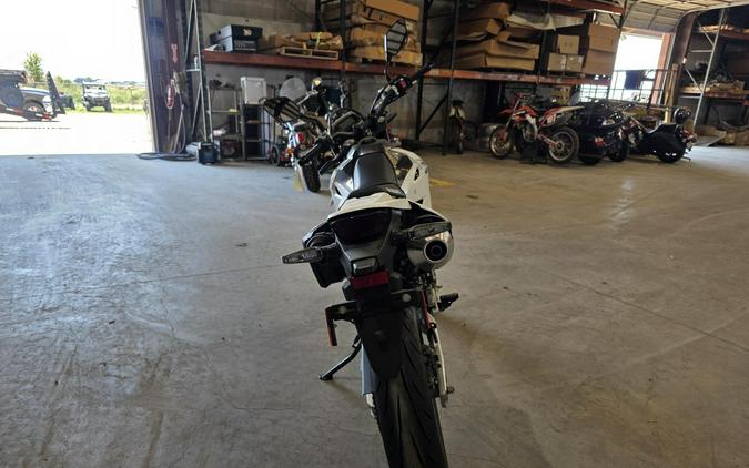 2025 Suzuki DR-Z 4SM Base