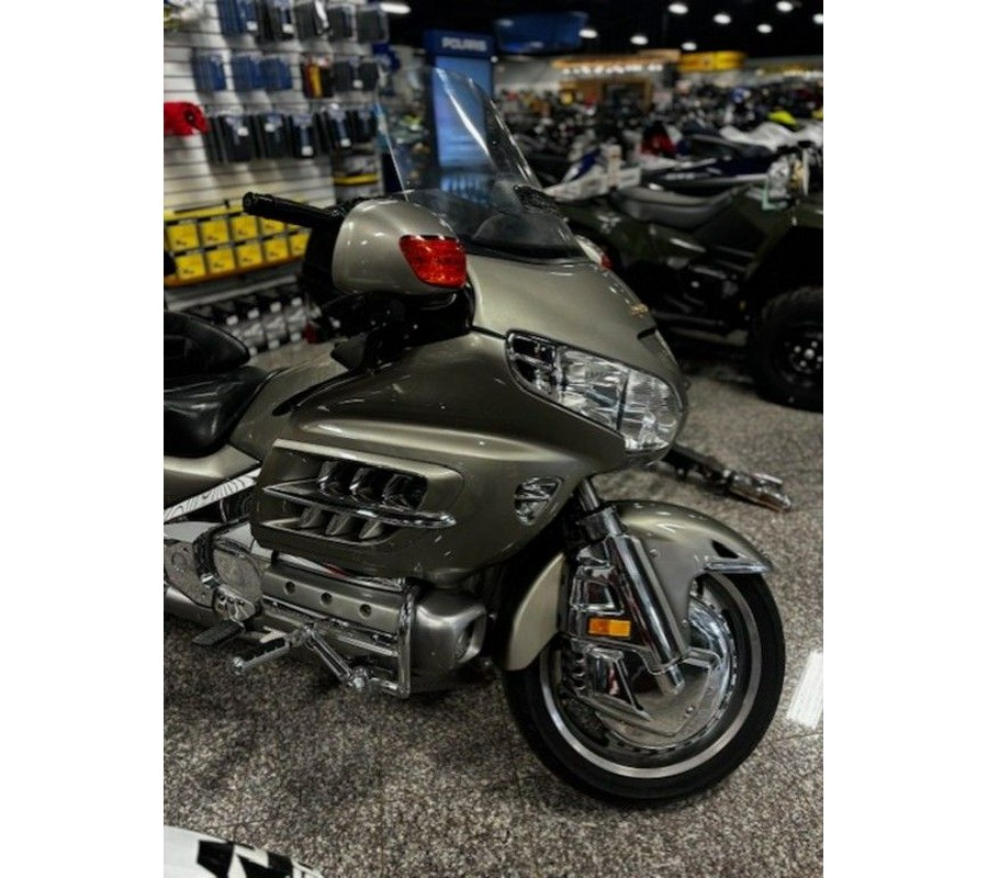 2002 HONDA GOLDWING