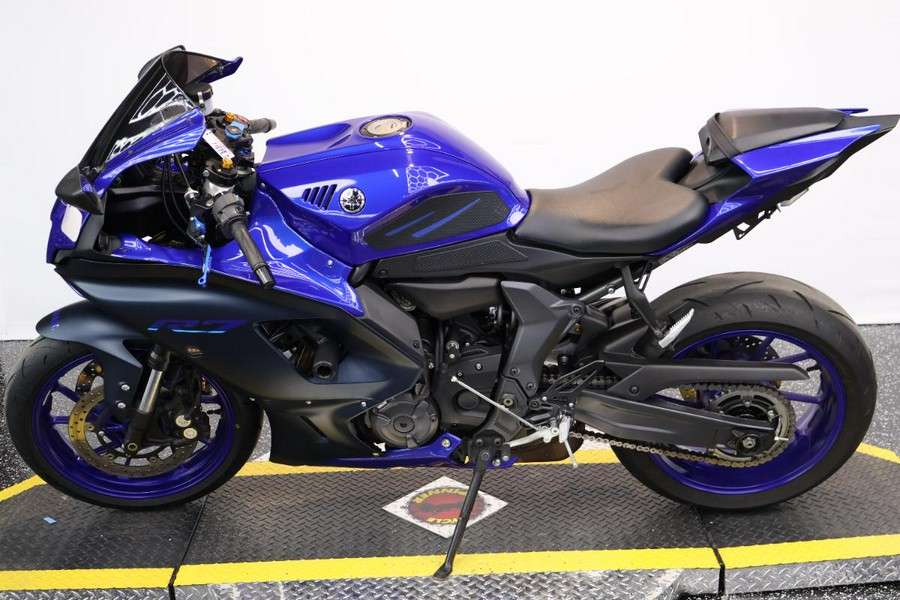 2023 Yamaha YZF-R7 - $10,499.00