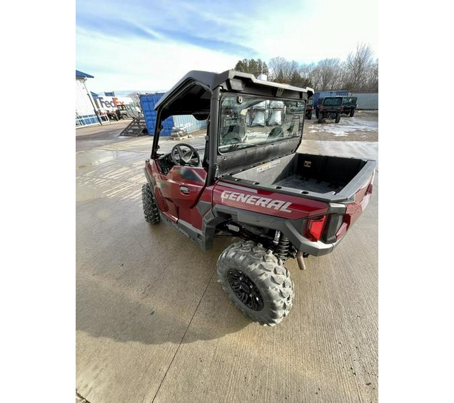 2021 Polaris® General 1000 Deluxe Ride Command