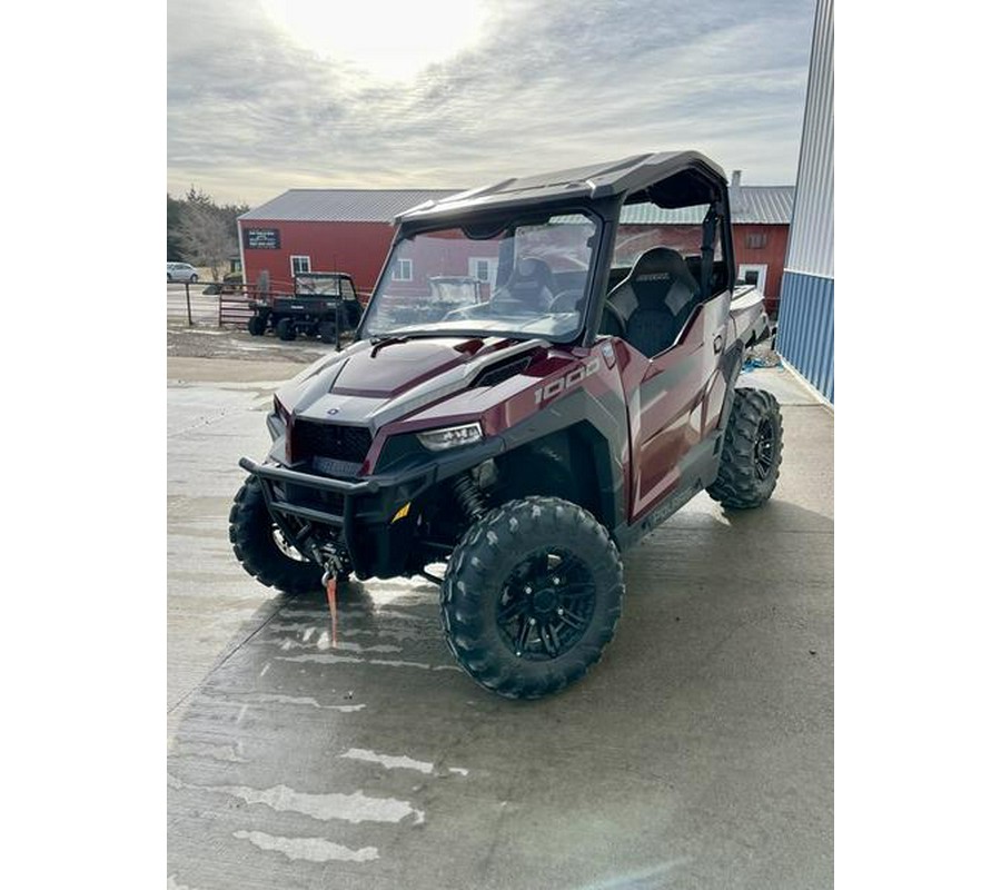 2021 Polaris® General 1000 Deluxe Ride Command