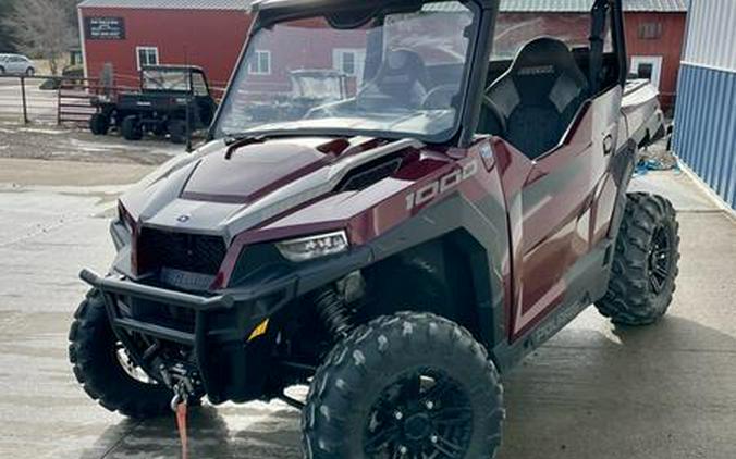 2021 Polaris® General 1000 Deluxe Ride Command