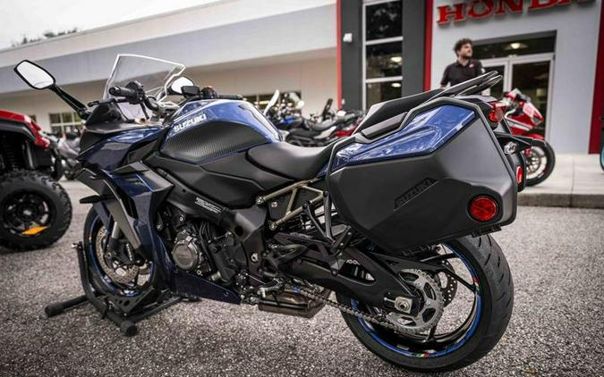 2022 Suzuki GSX-S1000GT Plus
