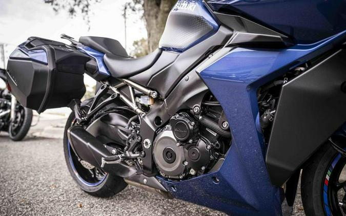 2022 Suzuki GSX-S1000GT Plus