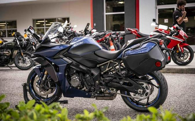 2022 Suzuki GSX-S1000GT Plus