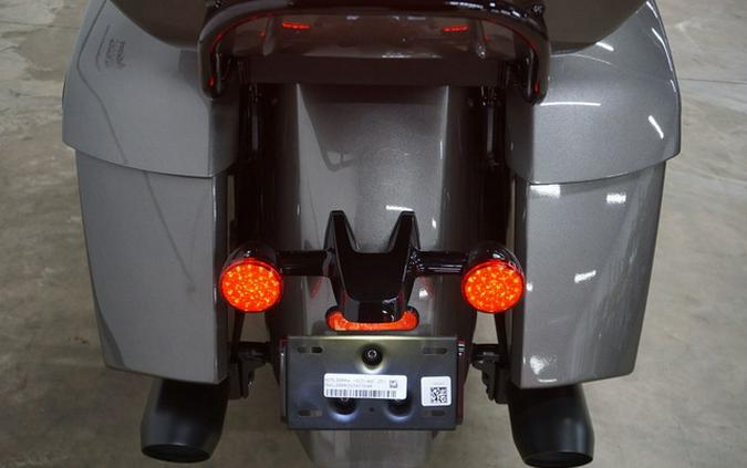 2025 Indian Pursuit Dark Horse Heavy Metal
