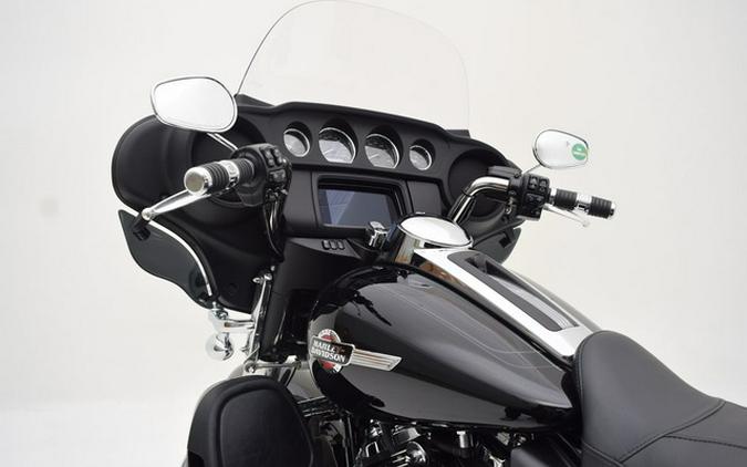2023 Harley-Davidson FLHTCUTG - Tri Glide Ultra