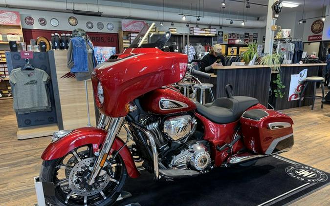 2026 Indian Chieftain Limited W/Powerband Audio Sunset Red Me