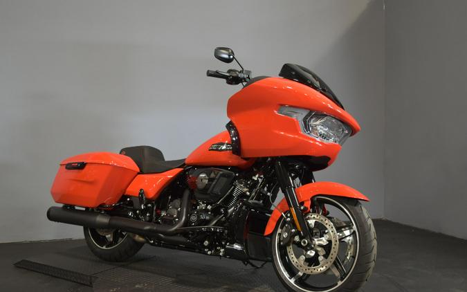 2026 Harley-Davidson Road Glide Blood Orange Black Trim