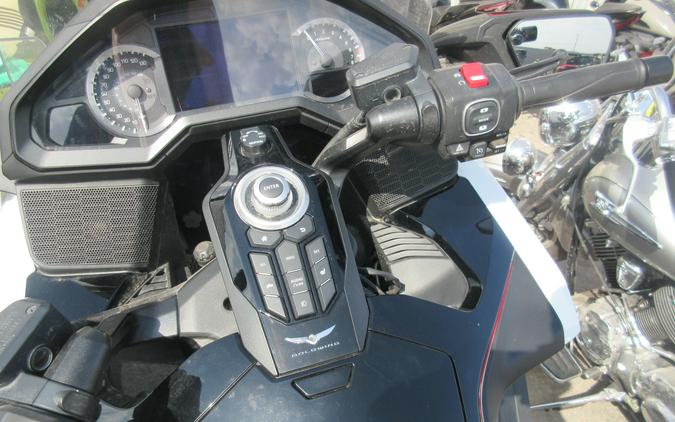 2024 HONDA GOLDWING TOUR
