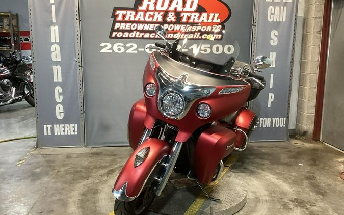 2018 Indian Motorcycle® Roadmaster® ABS Icon Mesa Red Smoke/Thunder Black