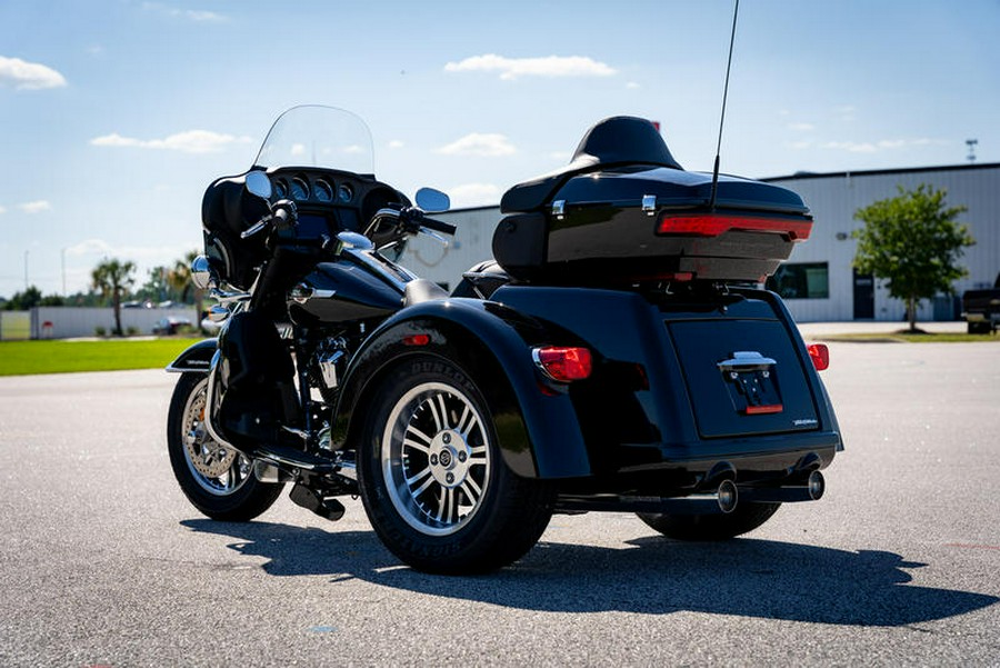 2024 Harley-Davidson® FLHTCUTG - Tri Glide® Ultra