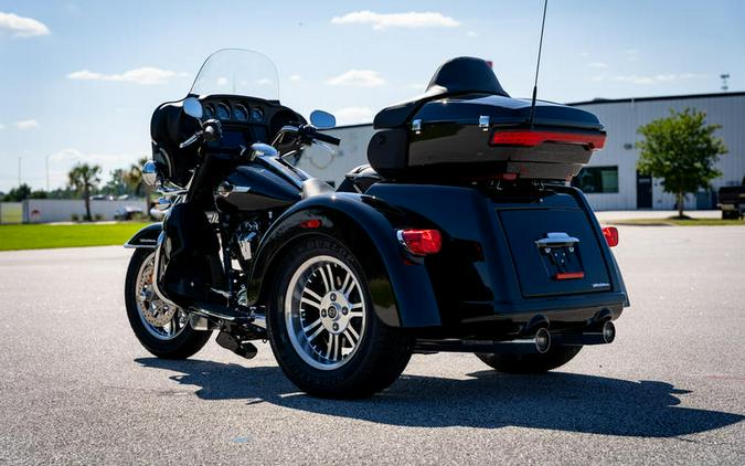 2024 Harley-Davidson® FLHTCUTG - Tri Glide® Ultra