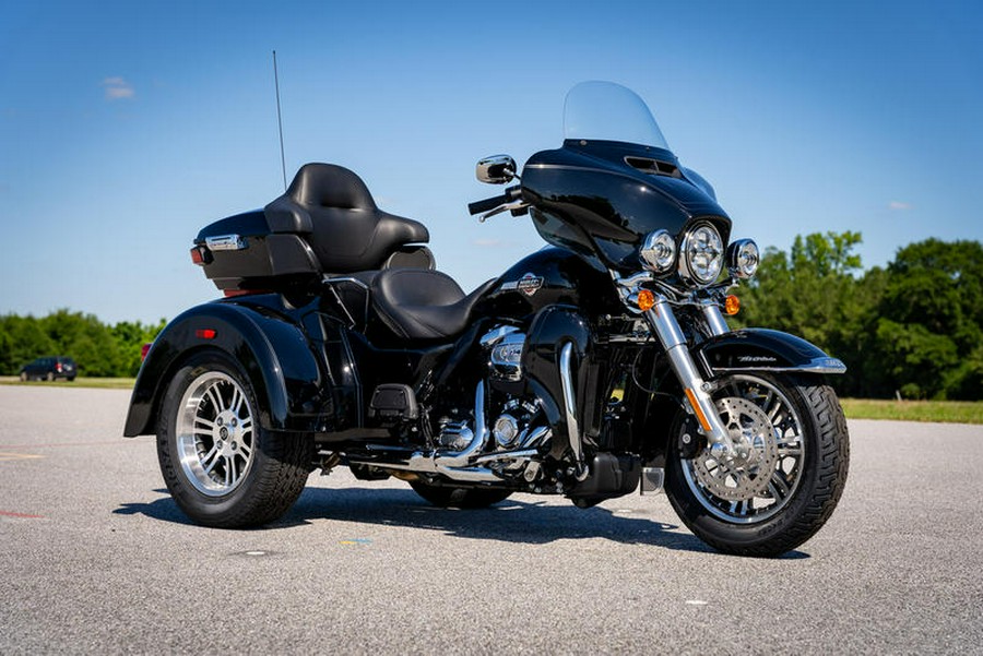 2024 Harley-Davidson® FLHTCUTG - Tri Glide® Ultra