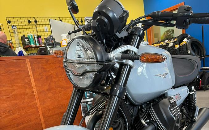 2027 Moto Guzzi V7 Sport