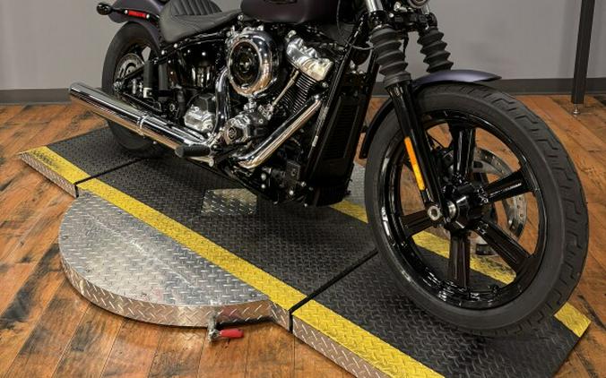 2025 Harley-Davidson® Street Bob™ PRPL ABYSS DNM/CHROME TRIM