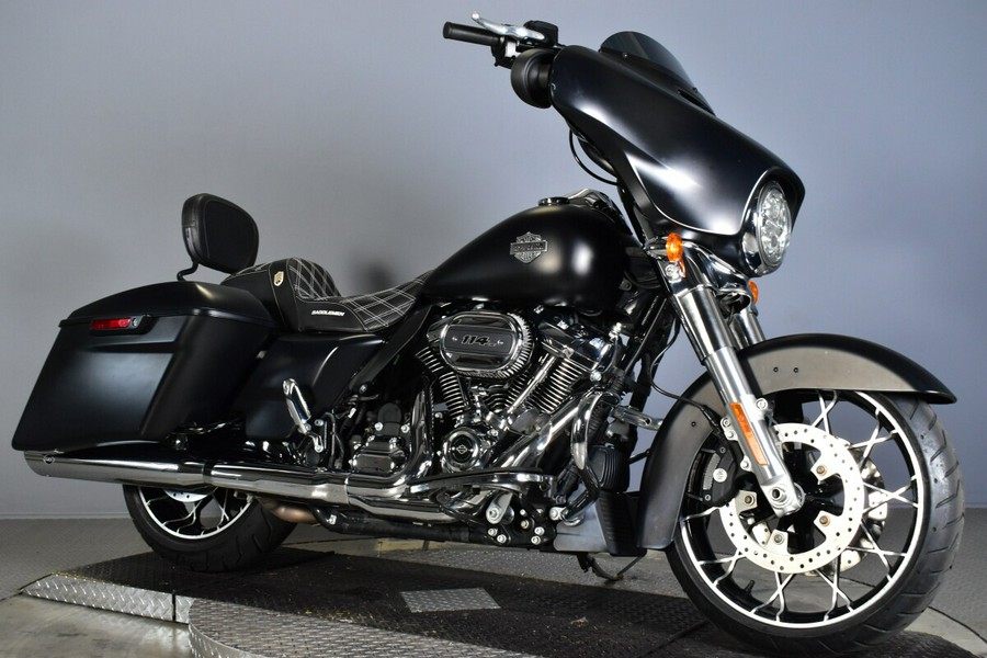 2022 Harley-Davidson Street Glide Special