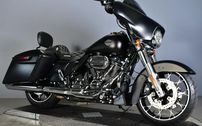 2022 Harley-Davidson Street Glide Special