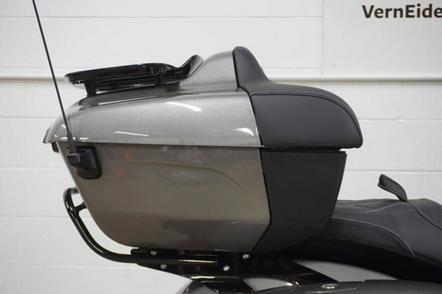 2025 Indian Pursuit Dark Horse Heavy Metal