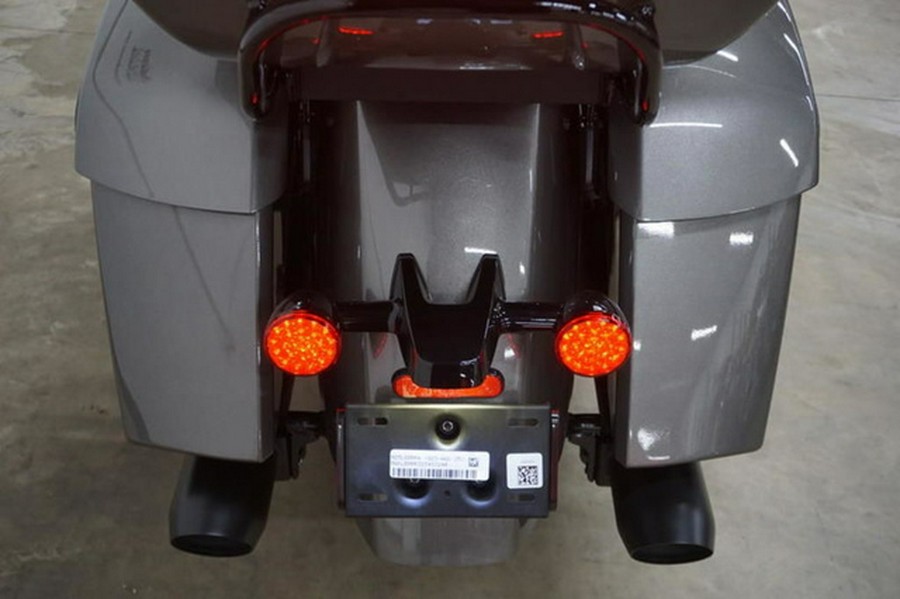 2025 Indian Pursuit Dark Horse Heavy Metal