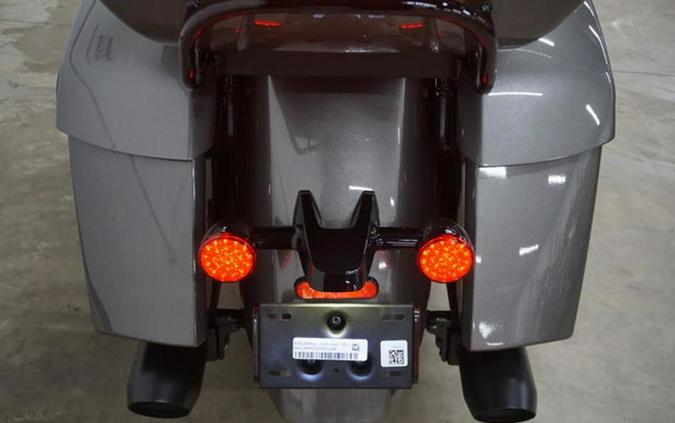 2025 Indian Pursuit Dark Horse Heavy Metal