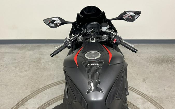 2017 Honda CBR1000RR (CBR10RAH)