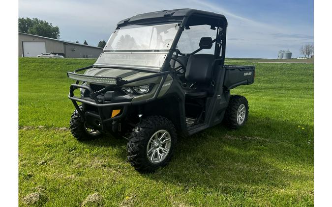 2016 Can-Am Defender DPS HD8