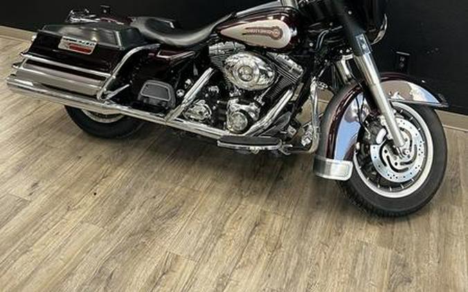 2007 Harley-Davidson® FLHTC - Electra Glide® Classic