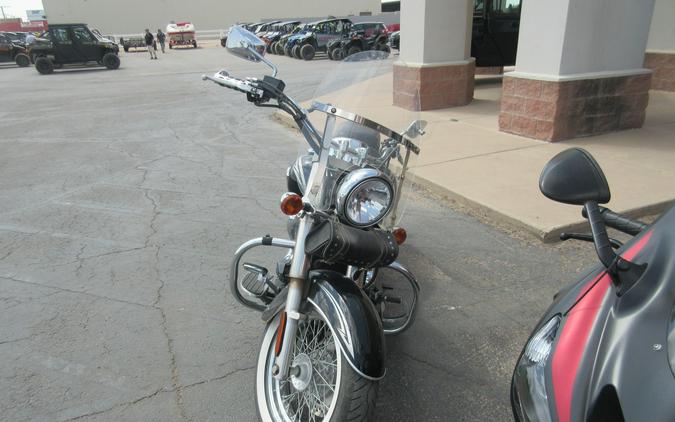 2011 KAWASAKI VULCAN 900 CLASSIC