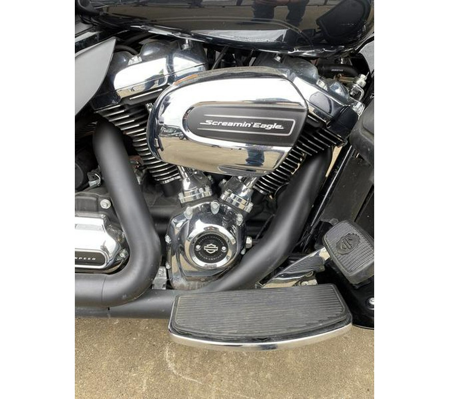 2018 Harley-Davidson® FLHTCU - Electra Glide® Ultra Classic®