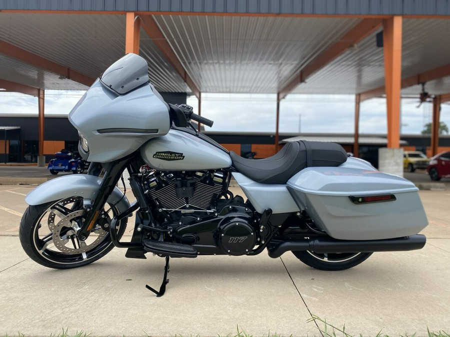 FLHX 2024 Street Glide®