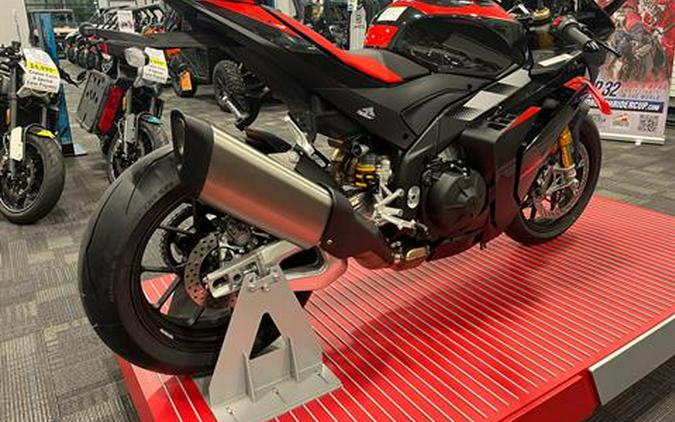 2026 Aprilia RSV4 Factory 1100