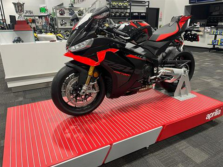 2026 Aprilia RSV4 Factory 1100
