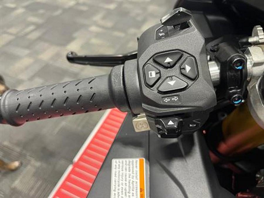 2026 Aprilia RSV4 Factory 1100