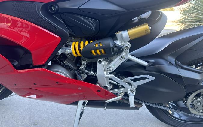 2024 Ducati Panigale V2