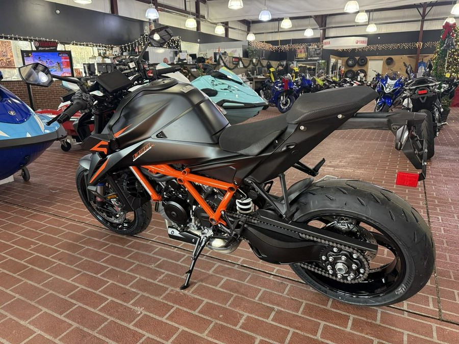 2026 KTM 1390 Super Duke R EVO