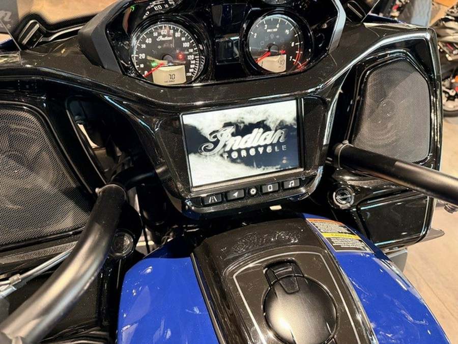 2025 Indian Pursuit Dark Horse Springfield Blue Vivid Crysta