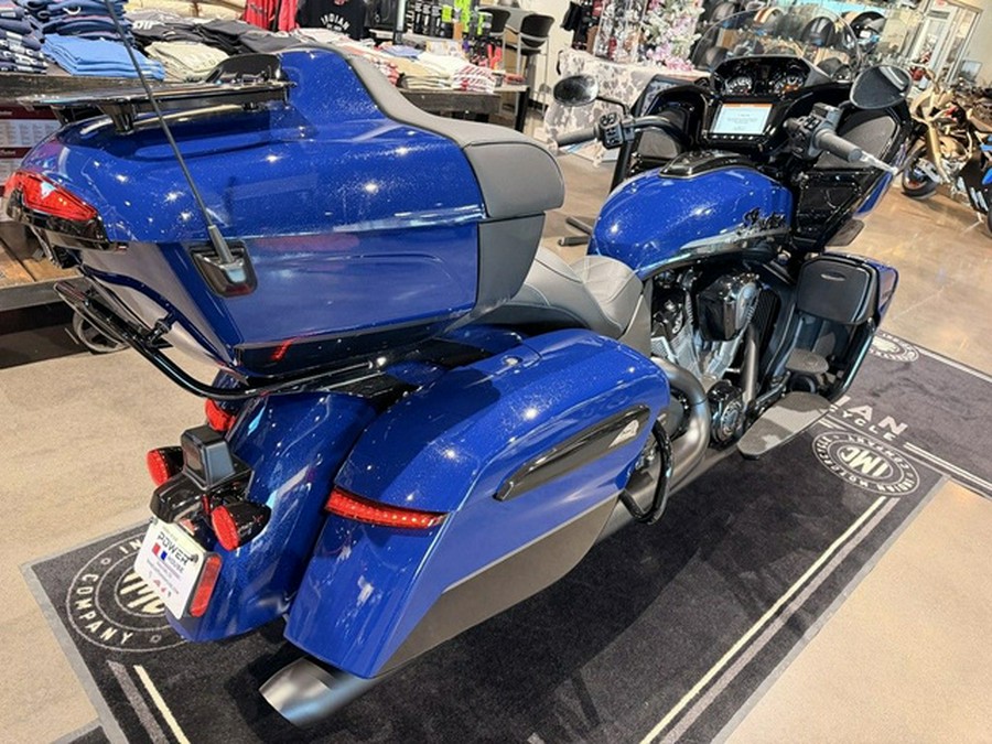 2025 Indian Pursuit Dark Horse Springfield Blue Vivid Crysta
