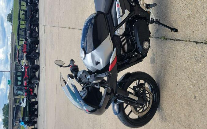 2026 Triumph Thruxton 400