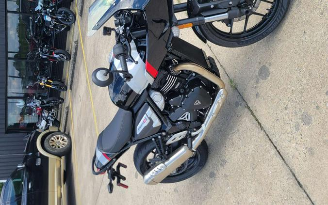 2026 Triumph Thruxton 400