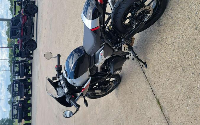 2026 Triumph Thruxton 400