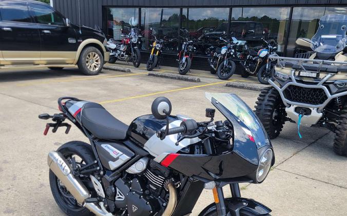 2026 Triumph Thruxton 400