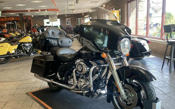 2011 Harley-Davidson FLHX - Street Glide