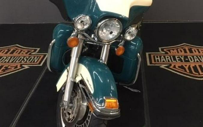 2009 Harley-Davidson® FLHTCU - Ultra Classic® Electra Glide®